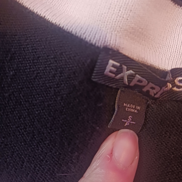 Sweater Bundle - Picture 4 of 4